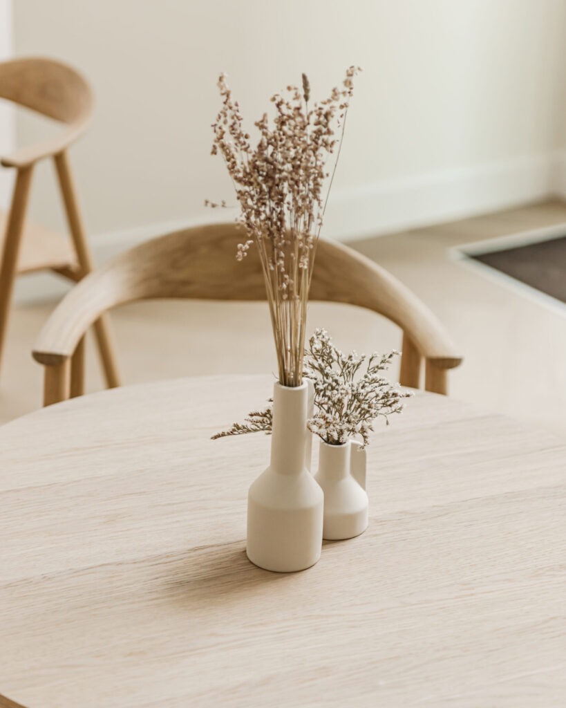 Stoel aan tafel